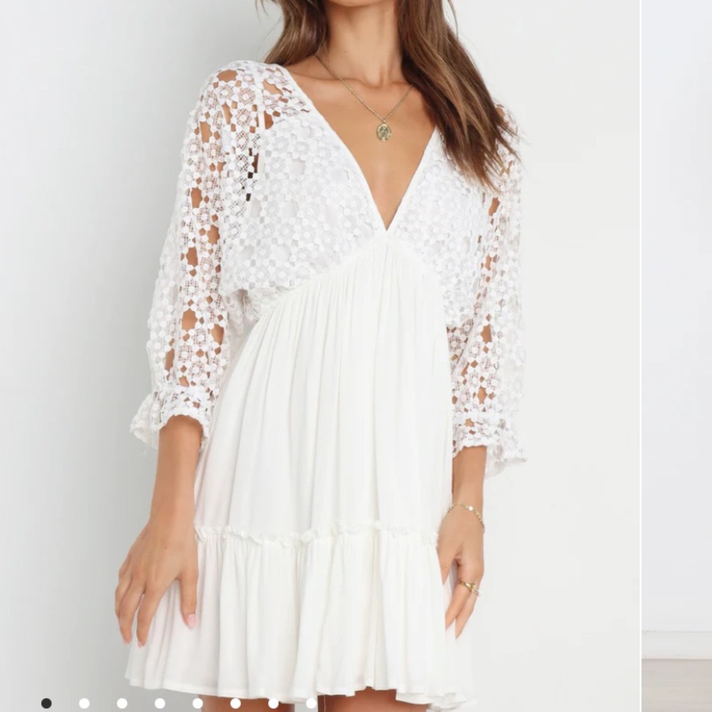 BRAND NEW Petal & Pup Dress
